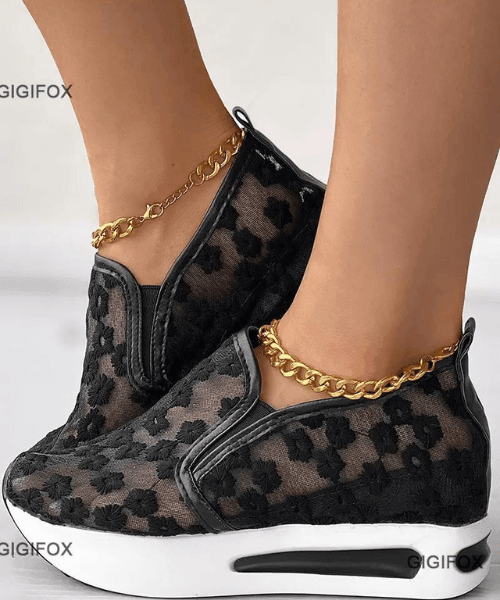 Tênis Feminino Renda Floral Gigifox