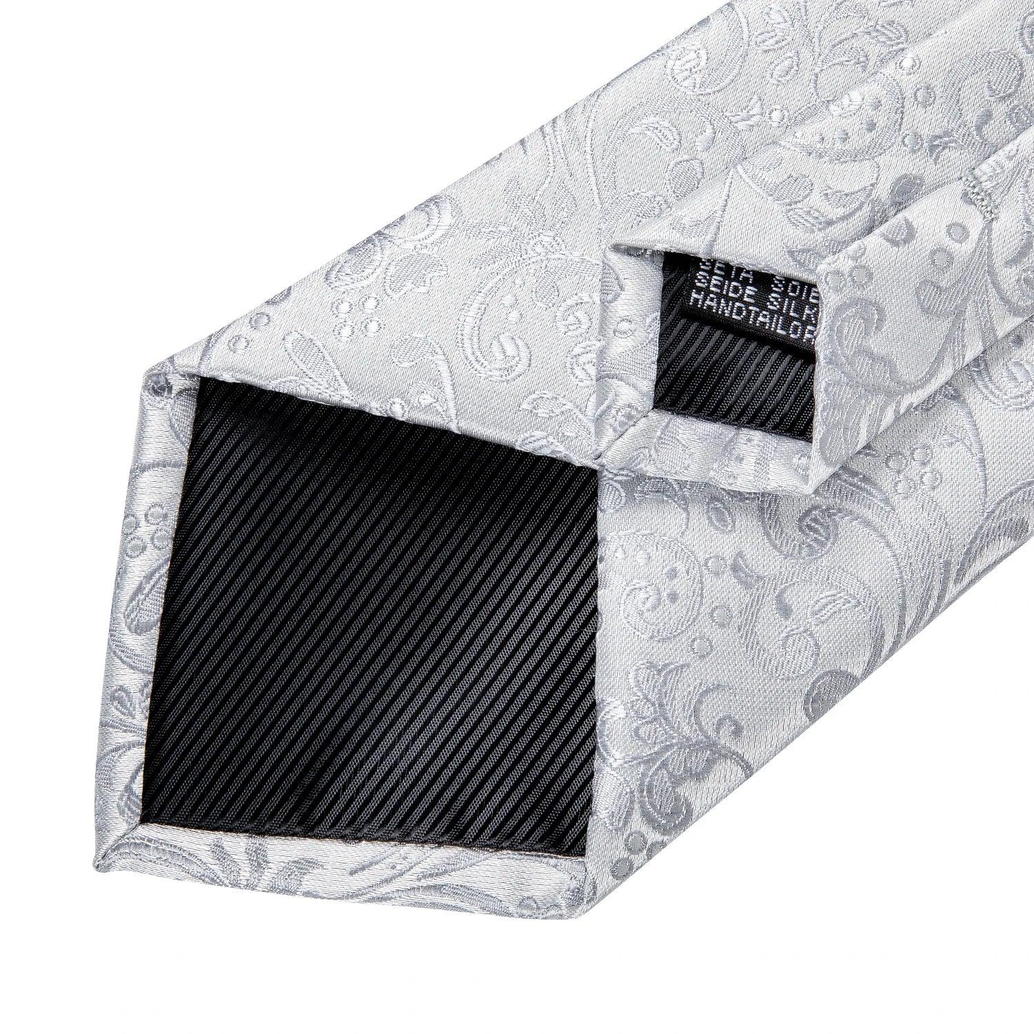 Kit Gravata Masculina Branca de Seda Paisley com Lenço e Abotoaduras