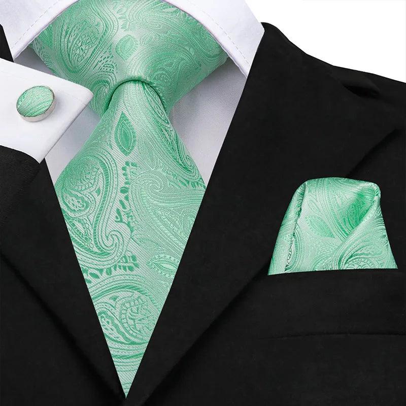 Conjunto de Gravata de Seda Floral Verde Hi-Tie Italiana