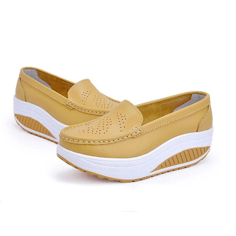 Mocassim Feminino Aurora Plataforma em Couro Legítimo