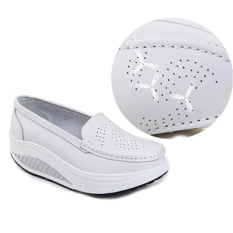 Mocassim Feminino Aurora Plataforma em Couro Legítimo