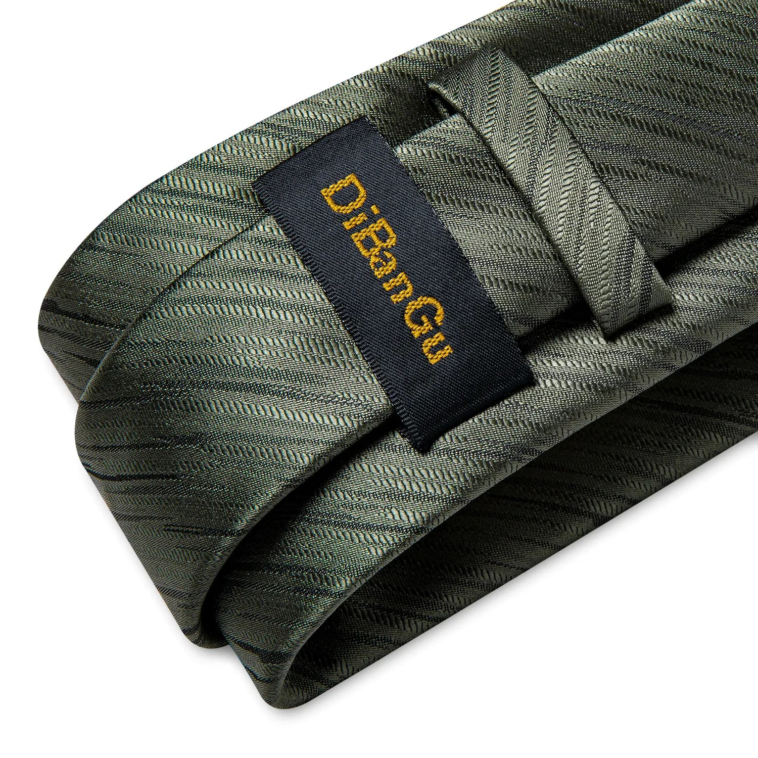 Conjunto de Gravata Masculina de Seda Verde com Lenço e Abotoaduras