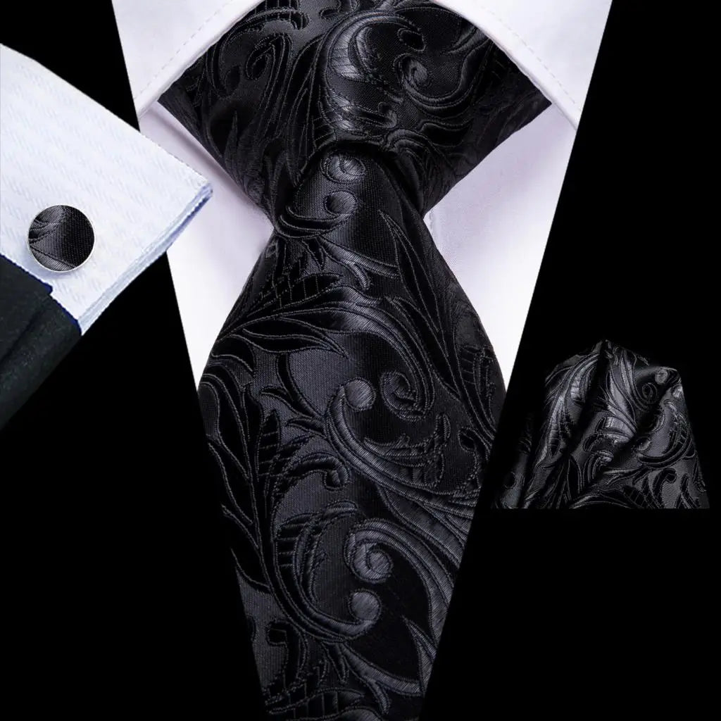 Gravata Masculina de Luxo Preto Floral com Acessórios