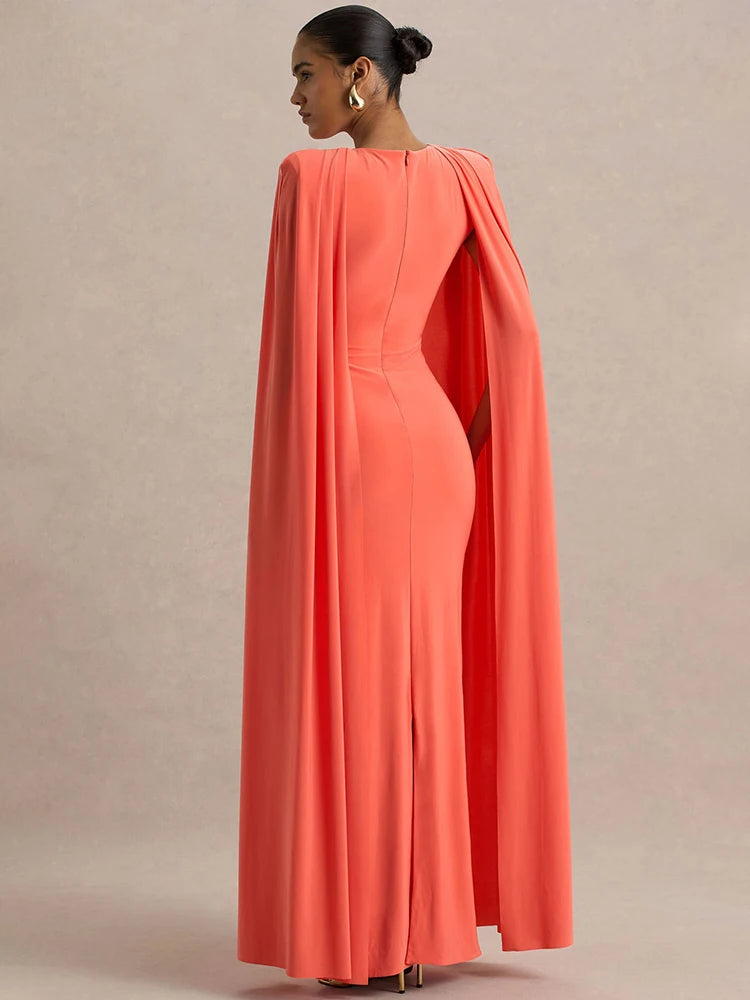 Vestido Longo Slim Elegante com Mangas Capa de Morcego by Loja Bruna Modas
