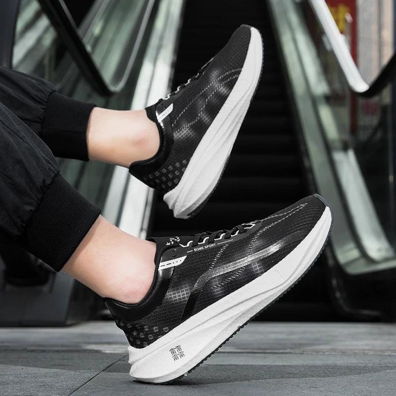 Tênis Masculino de Corrida Flywire Ultraleve