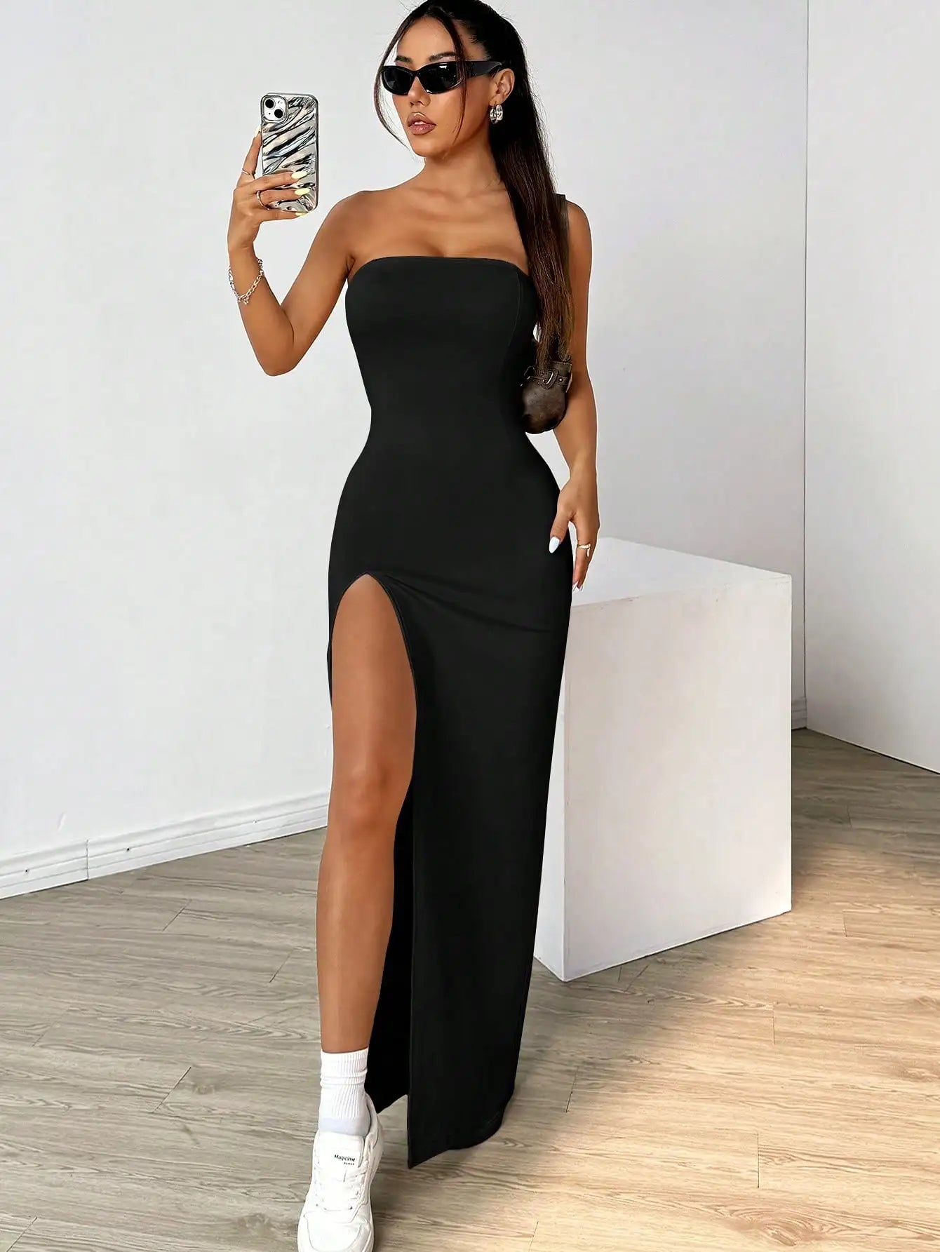 Vestido Longo Feminino com Fenda Elegante