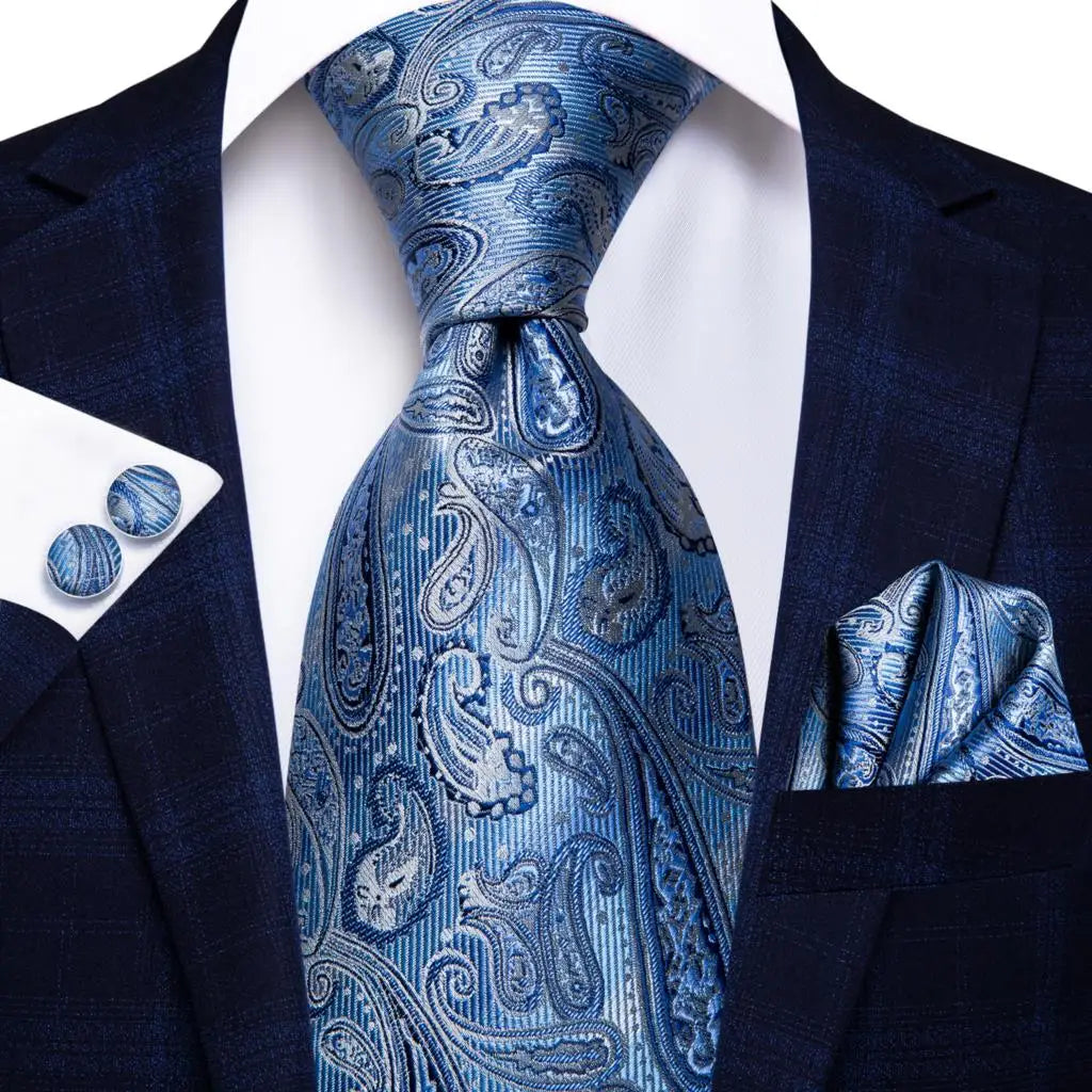 Conjunto de Gravata Masculina em Seda 3 em 1