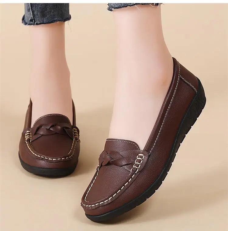 Mocassins de Couro Genuíno Feminino Conforto e Estilo Casual