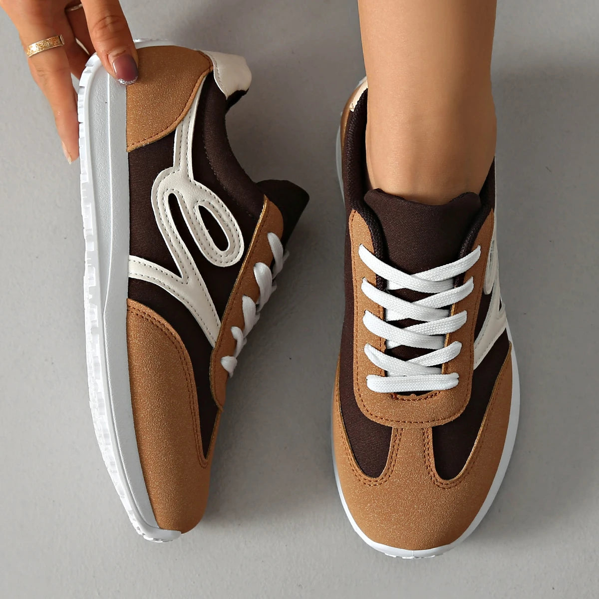 Tênis Feminino Casual Listrado Antiderrapante