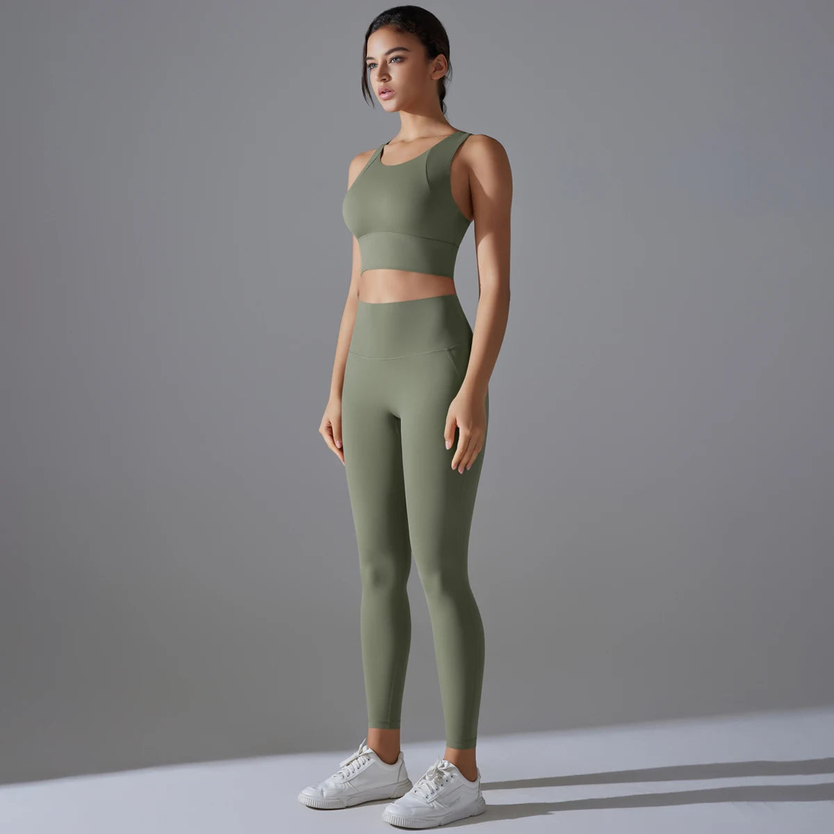Conjunto Feminino Esportiva StreetWear Com Top e Calça Fitness
