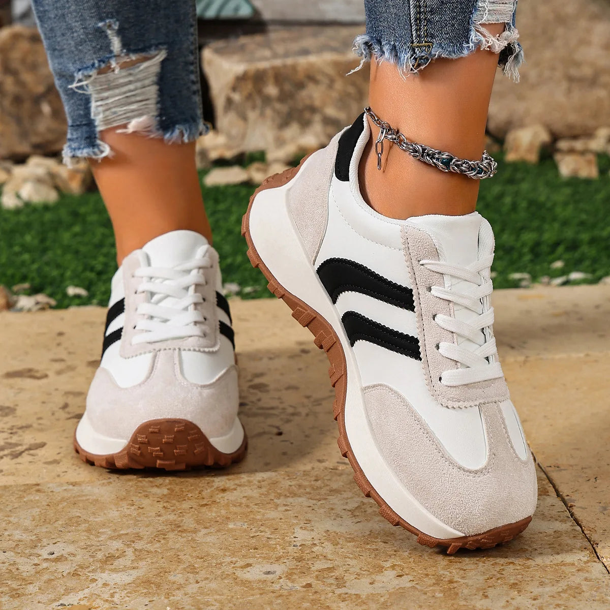 Tênis Feminino Casual Couro PU Antiderrapante e Confortável