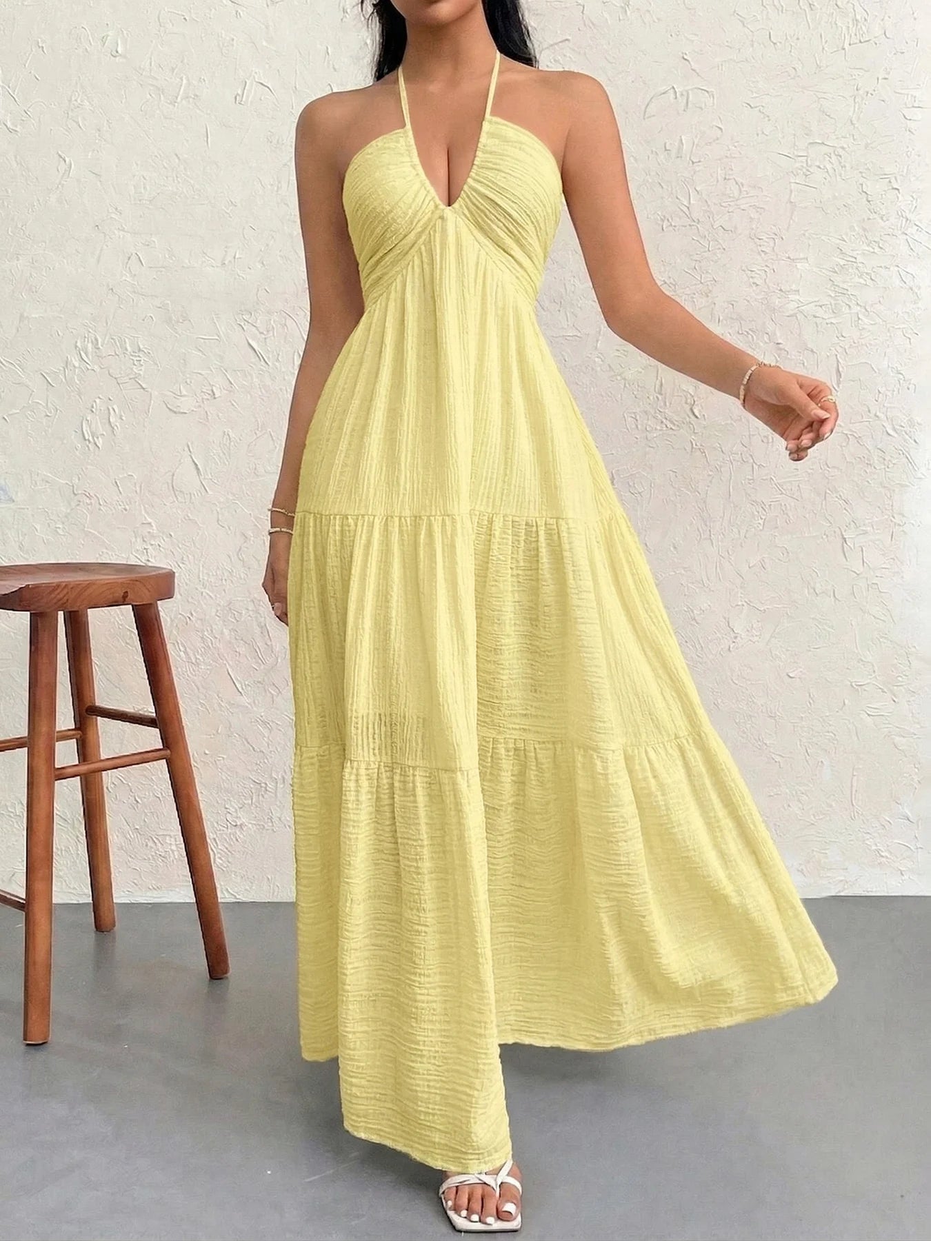 Vestido Longo Feminino Casual Amarelo com Decote Halter by Loja Bruna Modas
