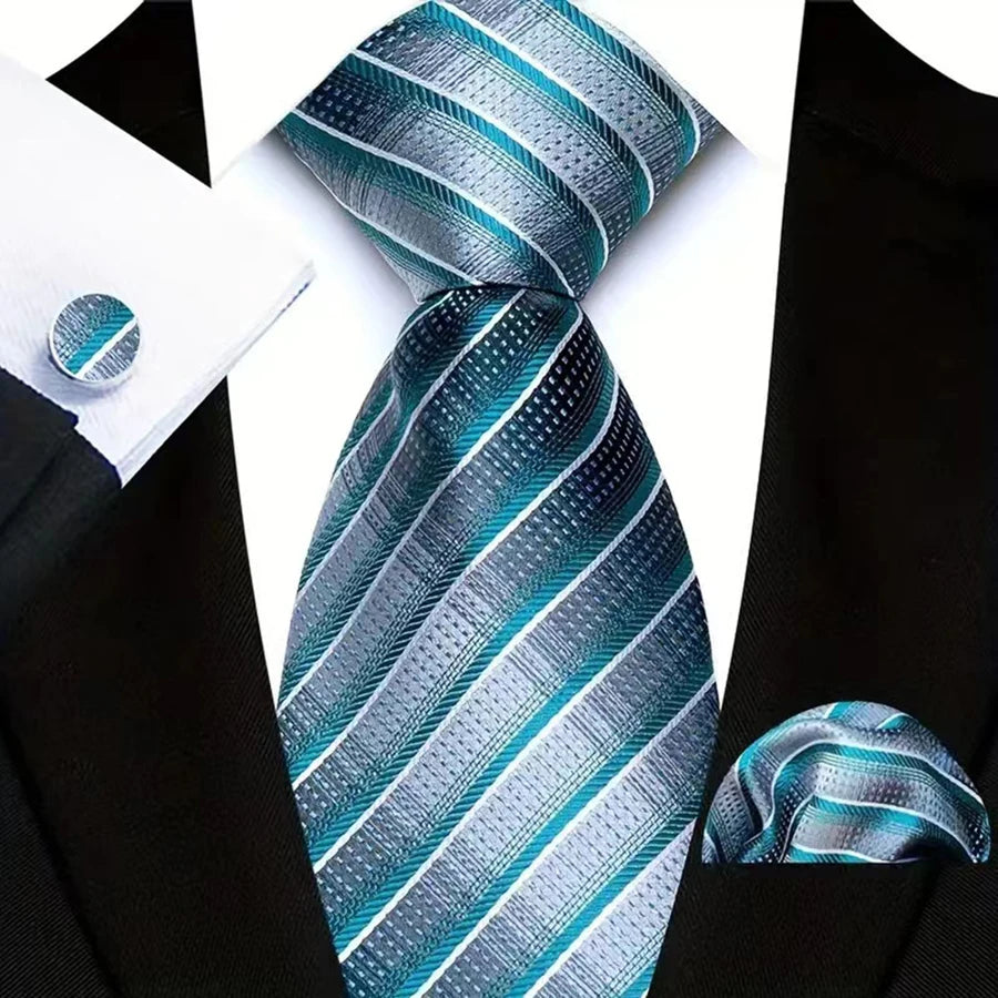 Gravata Masculina de Luxo em Jacquard Listrada