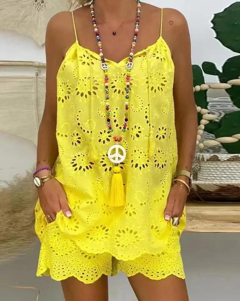 Conjunto Feminino Bordado Top e Shorts