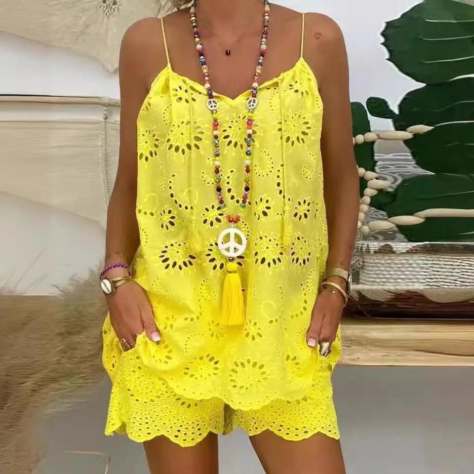 Conjunto Feminino Bordado Top e Shorts