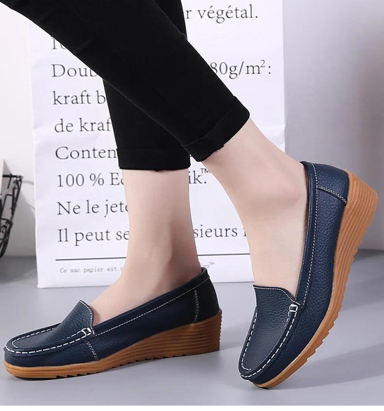 Mocassim Feminino Évora em Couro Rachado