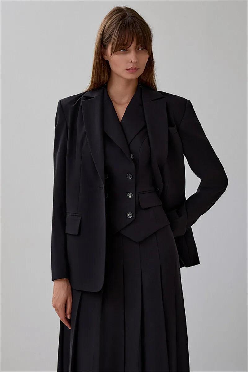 Conjunto Feminino Plissado com Gola Entalhada