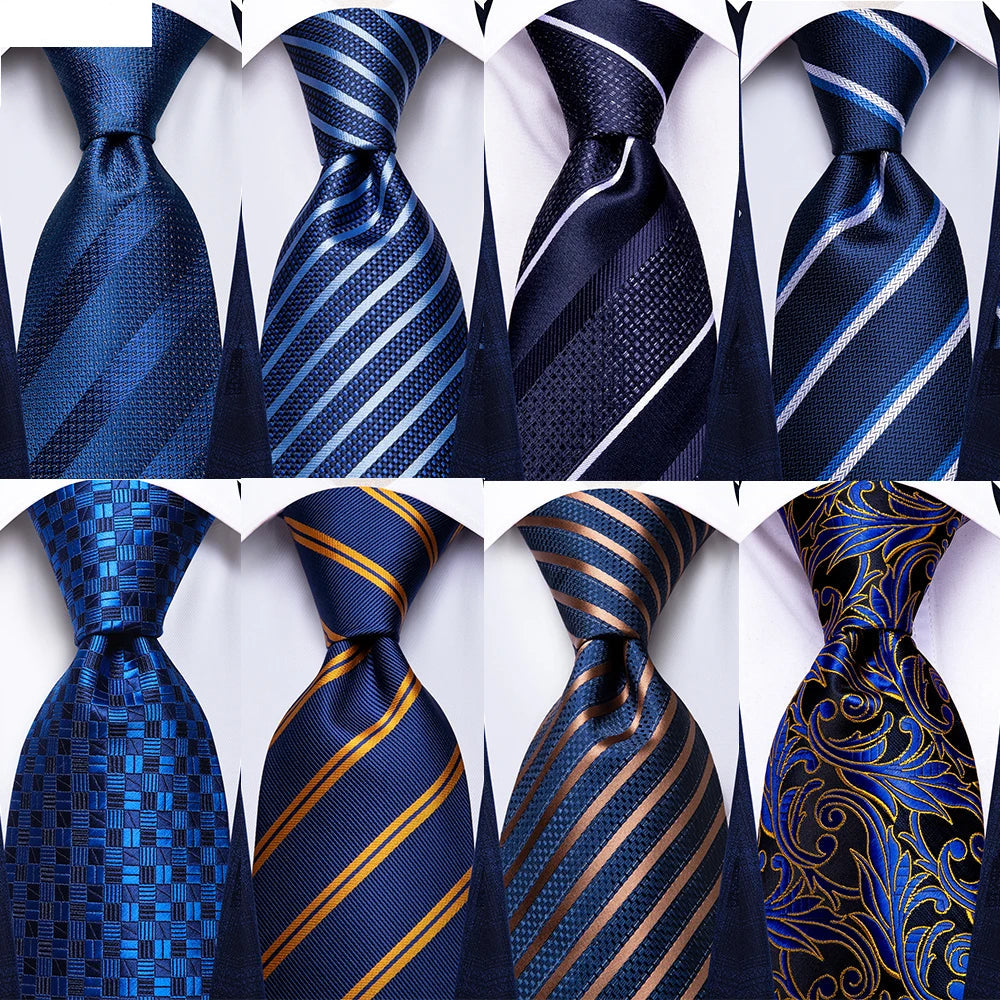 Gravata Masculina de Seda Azul Marinho com Acessórios