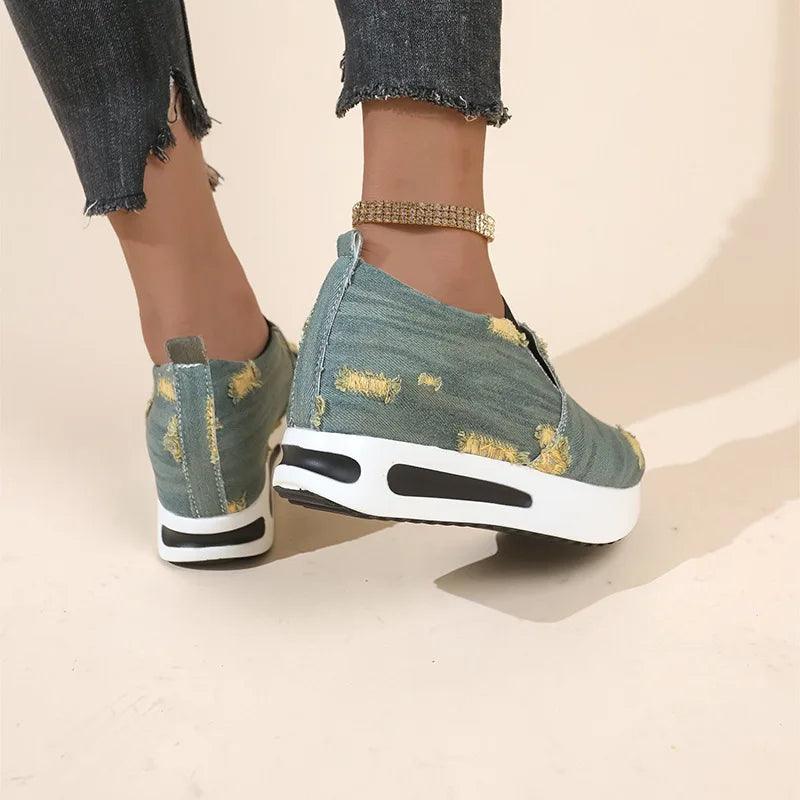Tênis Feminino Casual Denim Rasgado