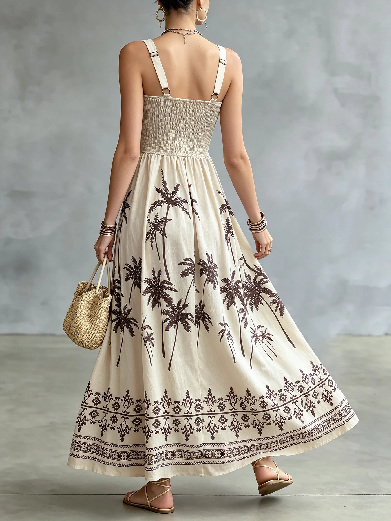 Vestido Midi Estampado de Palmeiras com Decote V e Alças Finas Boho