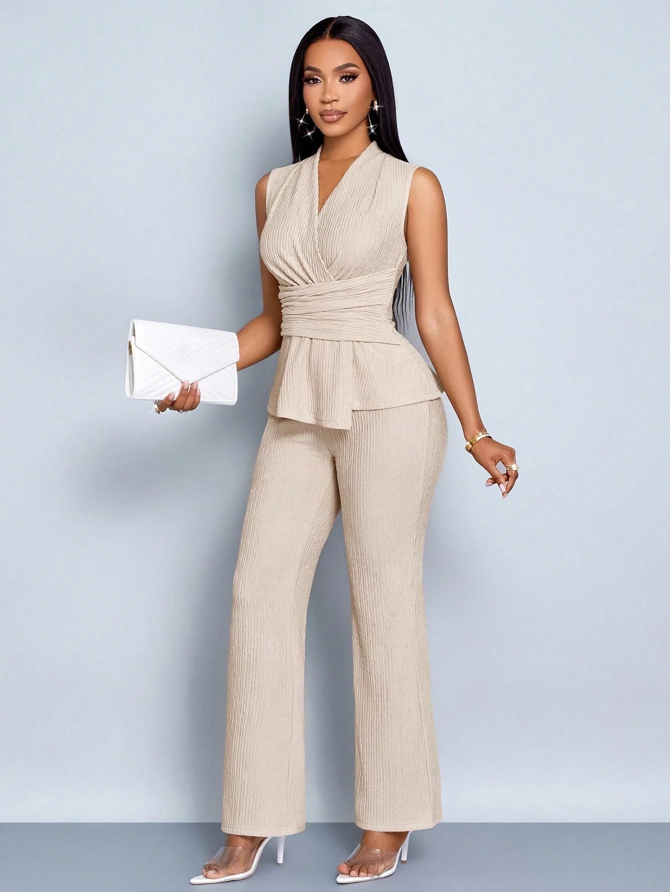 Conjunto Feminino Social Com Camisa sem Mangas e Calça Cáqui