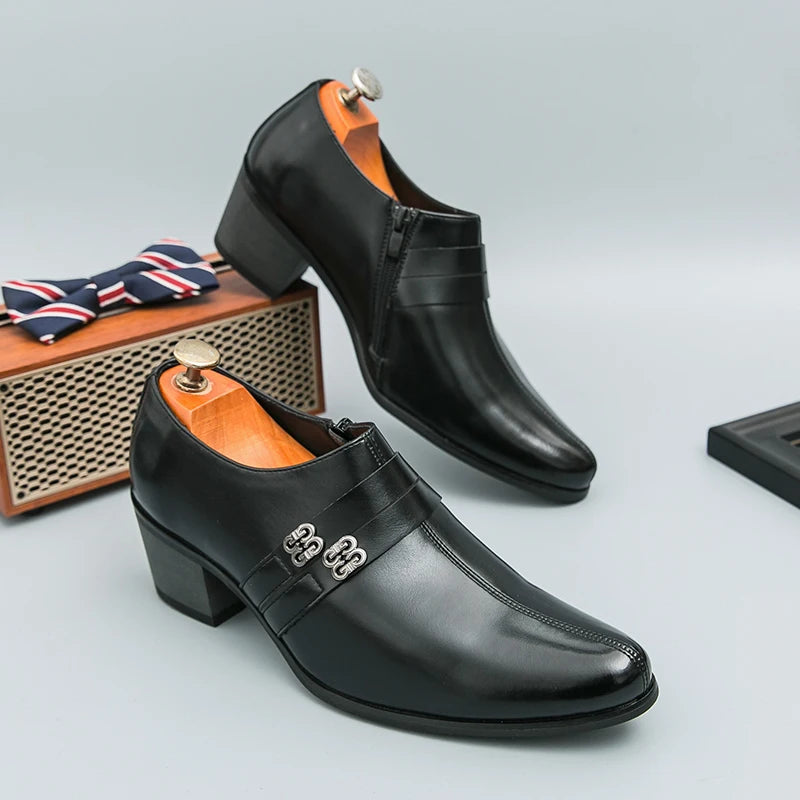 Sapato Masculino Clássico com Salto Alto 5,5cm