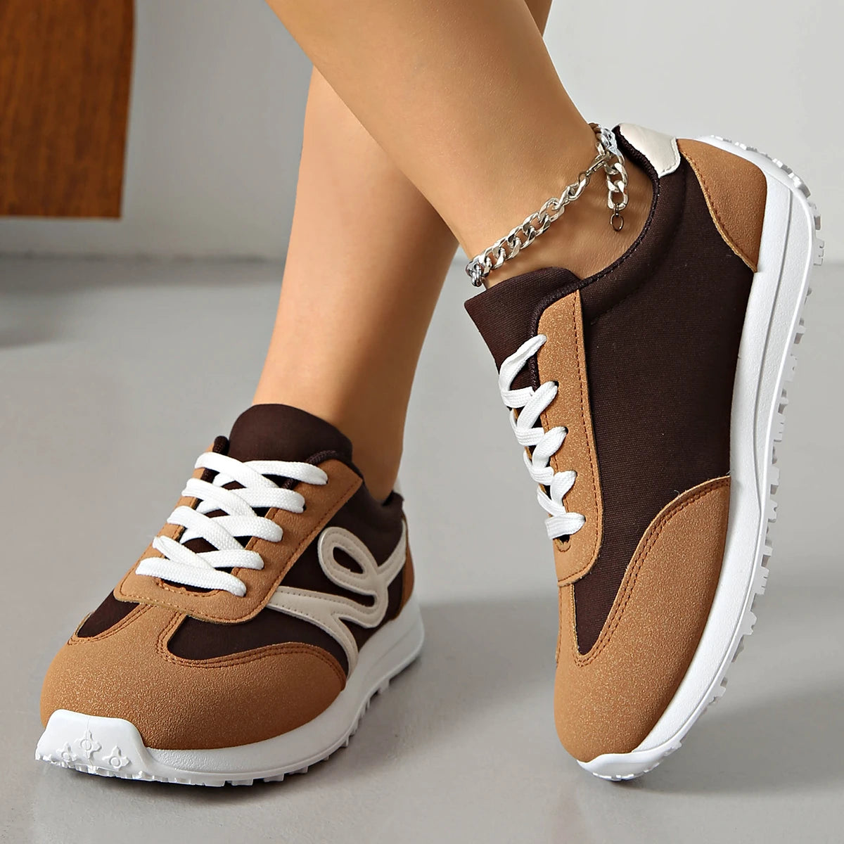 Tênis Feminino Casual Listrado Antiderrapante