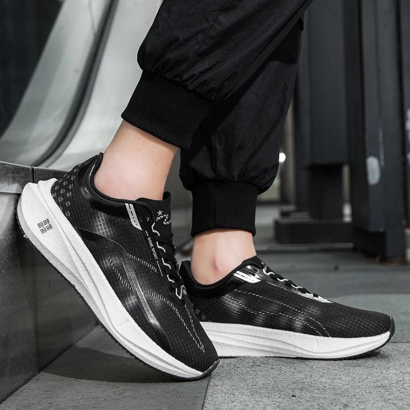 Tênis Masculino de Corrida Flywire Ultraleve