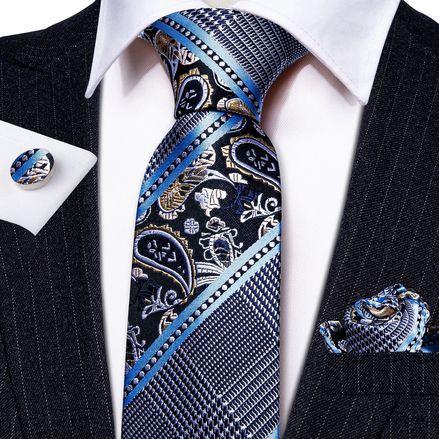 Kit Gravata Masculina Listrada de Seda com Lenço