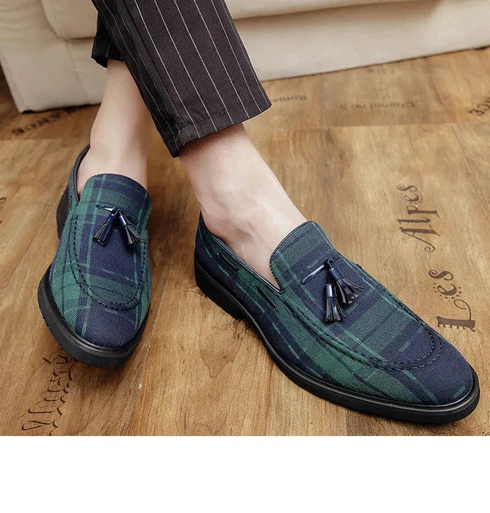 Sapato Masculino Mocassim Bico Fino Whitcombe