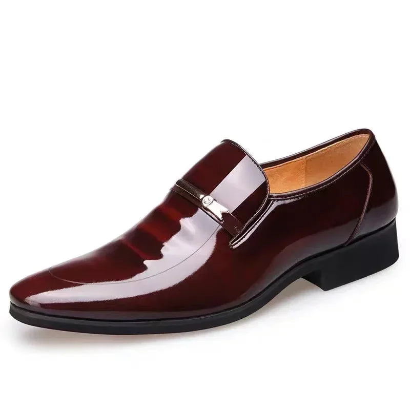Sapato Masculino Oxford de Couro Envernizado by Loja Bruna Modas