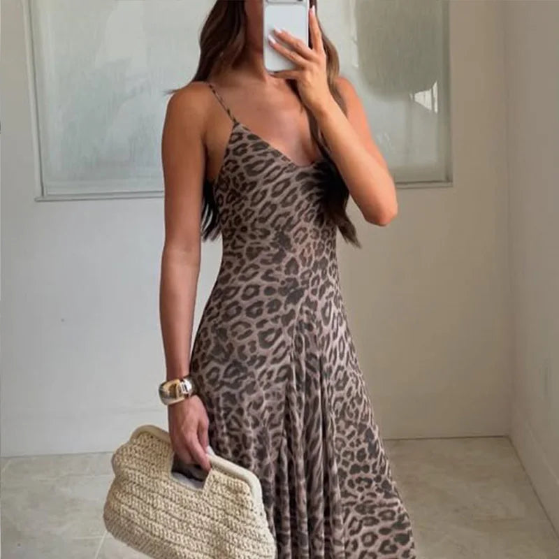 Vestido Feminino Verão Leopardo Cintura Alta Sem Costas Decote V Longo Maxi Chic