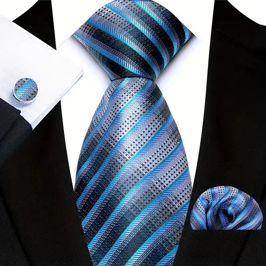 Gravata Masculina de Luxo em Jacquard Listrada