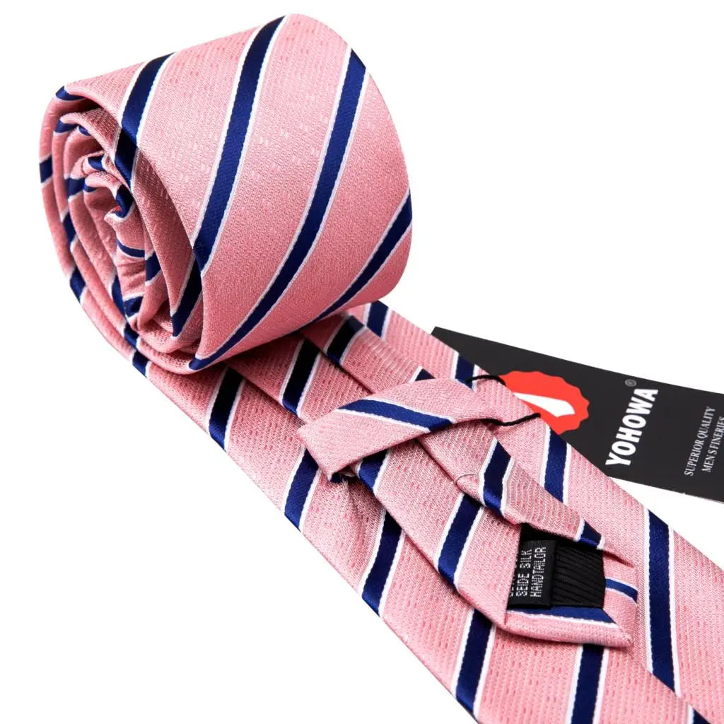 Kit Gravata Masculina Listrada de Seda com Lenço