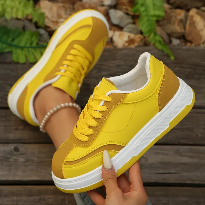 Tênis Feminino Casual Plataforma de Couro Sintético Vulcanizado