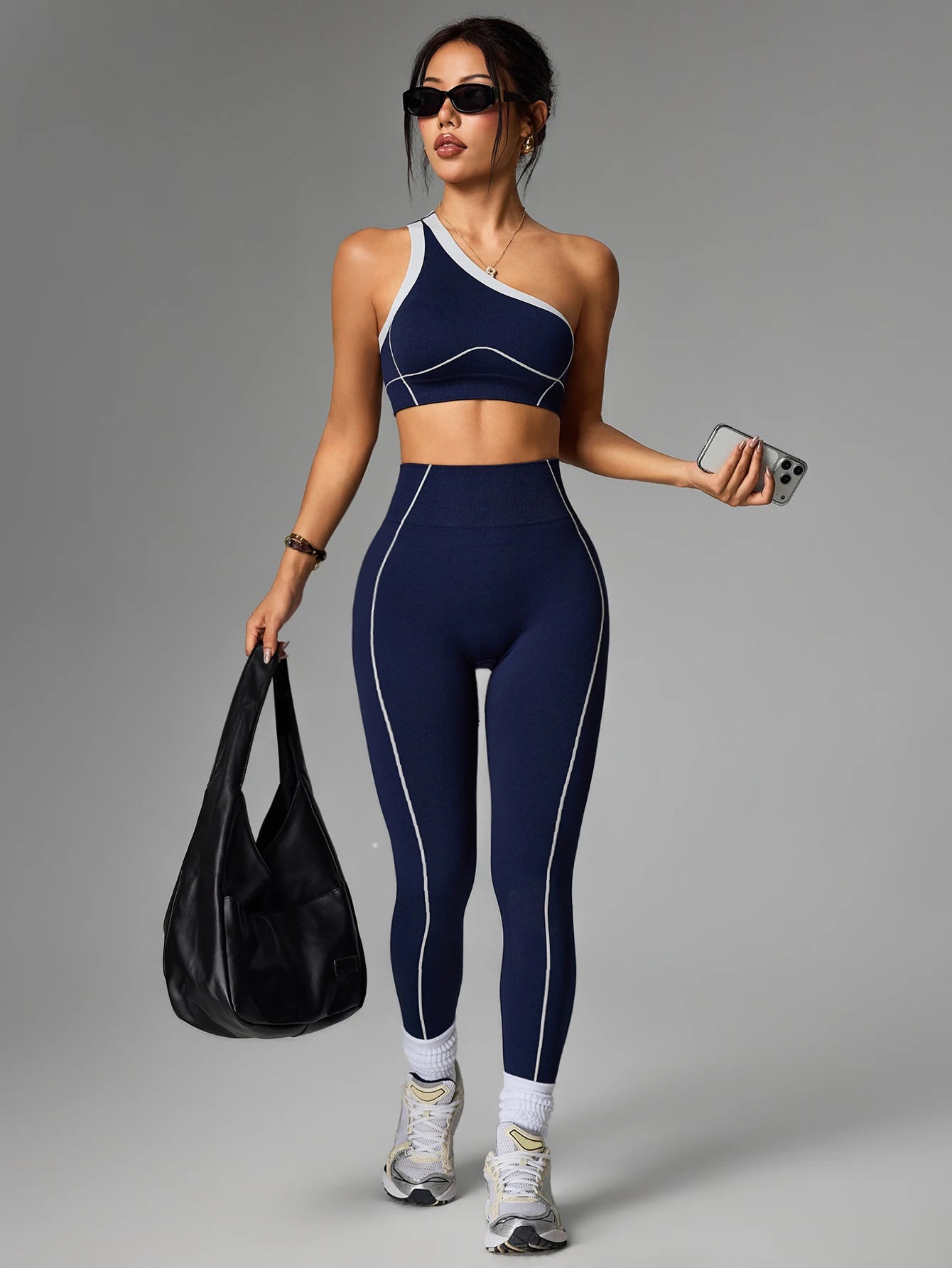 Conjunto Feminino Slim Duas Peças Calça Leggings e Top Esportivo