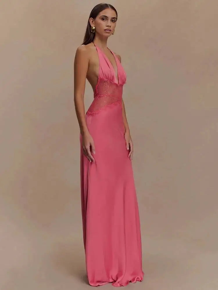 vista frontal do vestido longo feminino gola alta