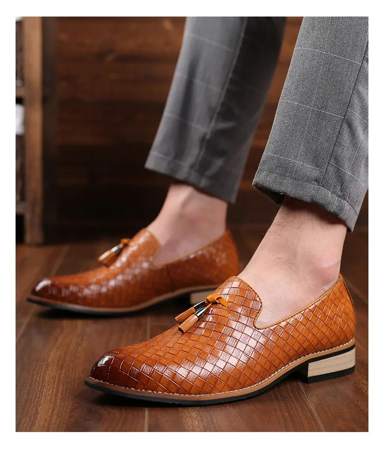 Sapato Masculino Casual Xadrez em Couro Sintético