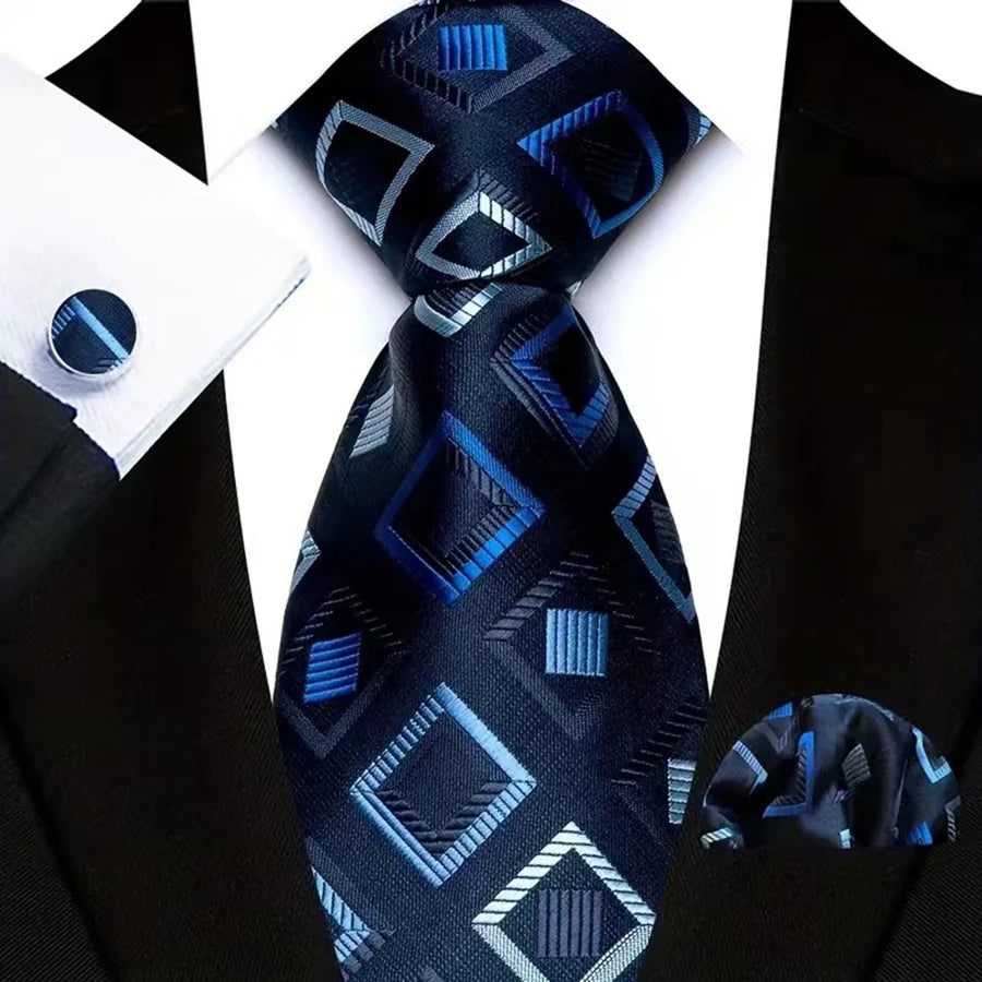Gravata Masculina de Luxo em Jacquard Listrada