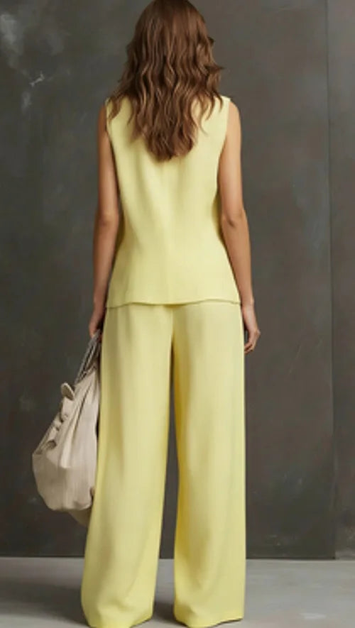 Conjunto Feminino Estilo Despojado Composto por Calça e Blusa Sem Mangas
