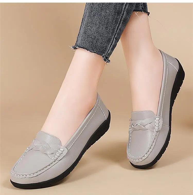 Mocassins de Couro Genuíno Feminino Conforto e Estilo Casual