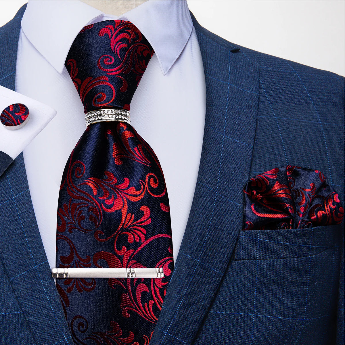 Gravata Masculina Plissada de Luxo com Acessórios