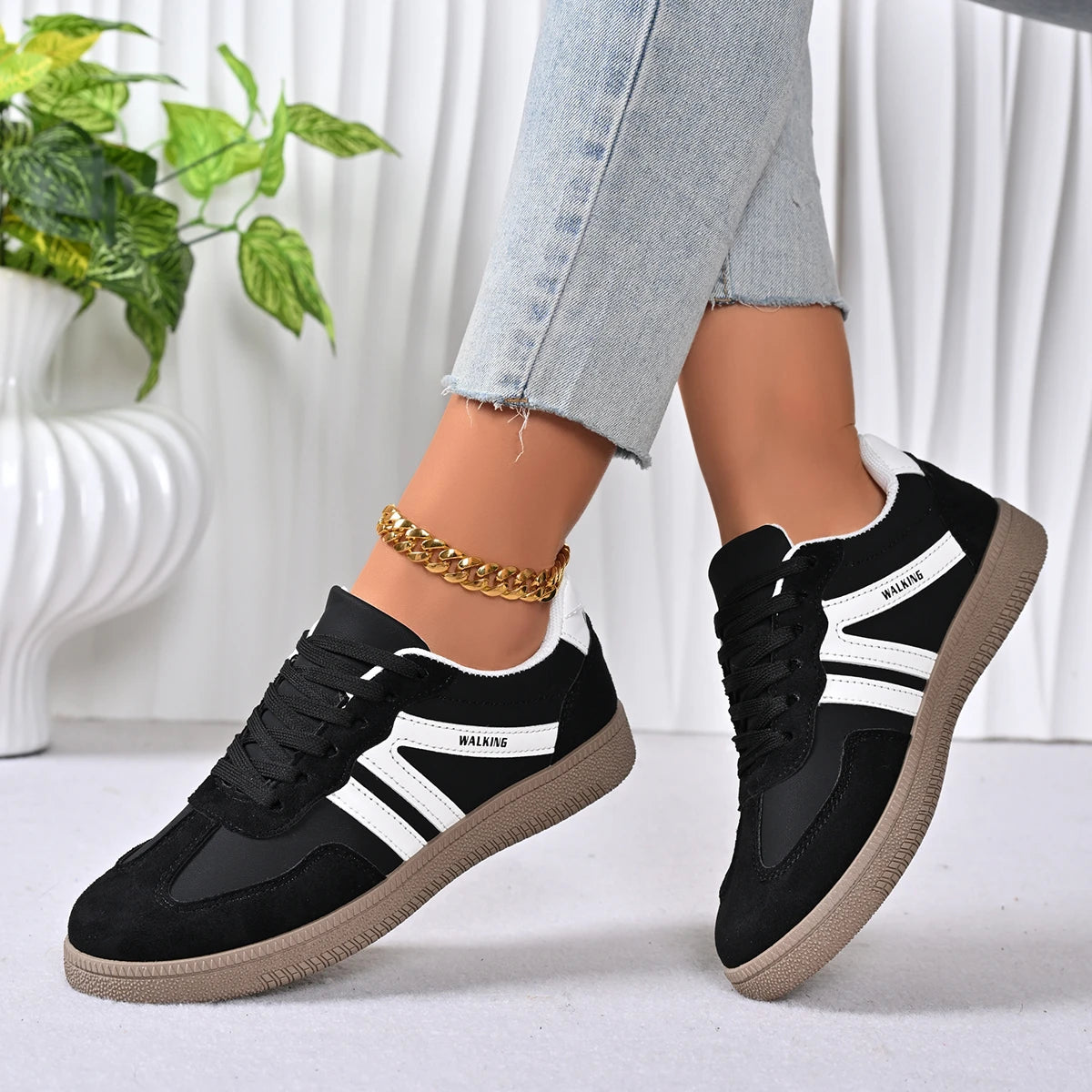 Tênis Feminino Casual de Couro PU Respirável e Antiderrapante