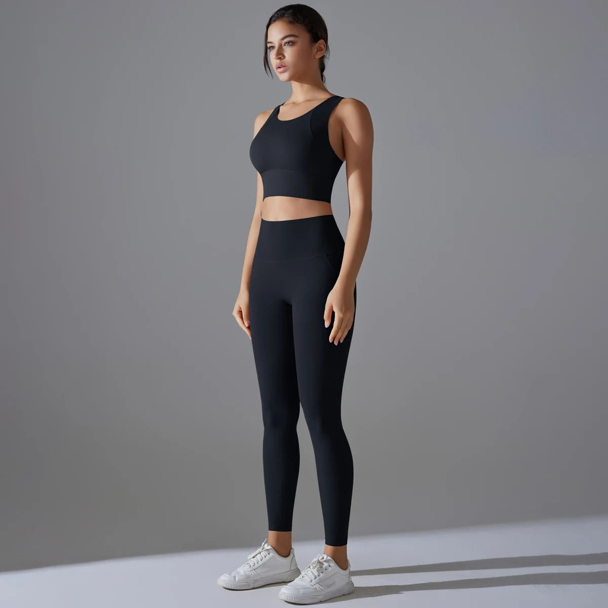 Conjunto Feminino Esportiva StreetWear Com Top e Calça Fitness