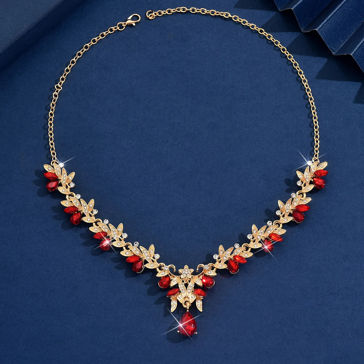 Colar Feminino de Luxo Gota D'água
