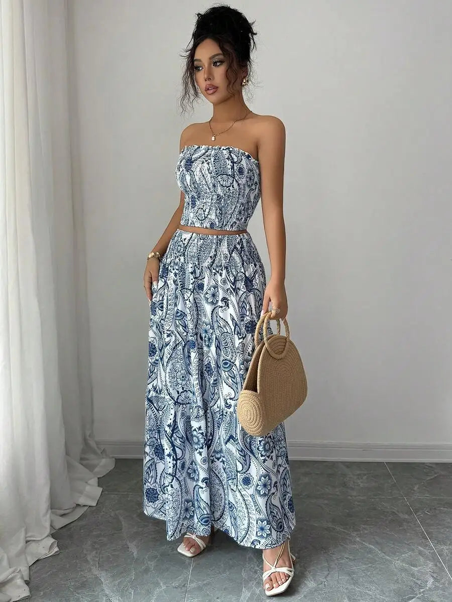 Conjunto Feminino Casual 2 Peças Top Tomara que Caia e Saia Estampado