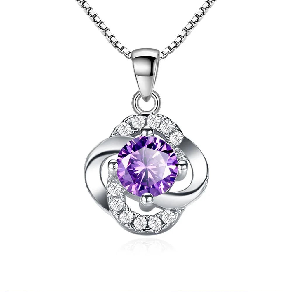 Colar Feminino com Pingente de Flor Prata 925