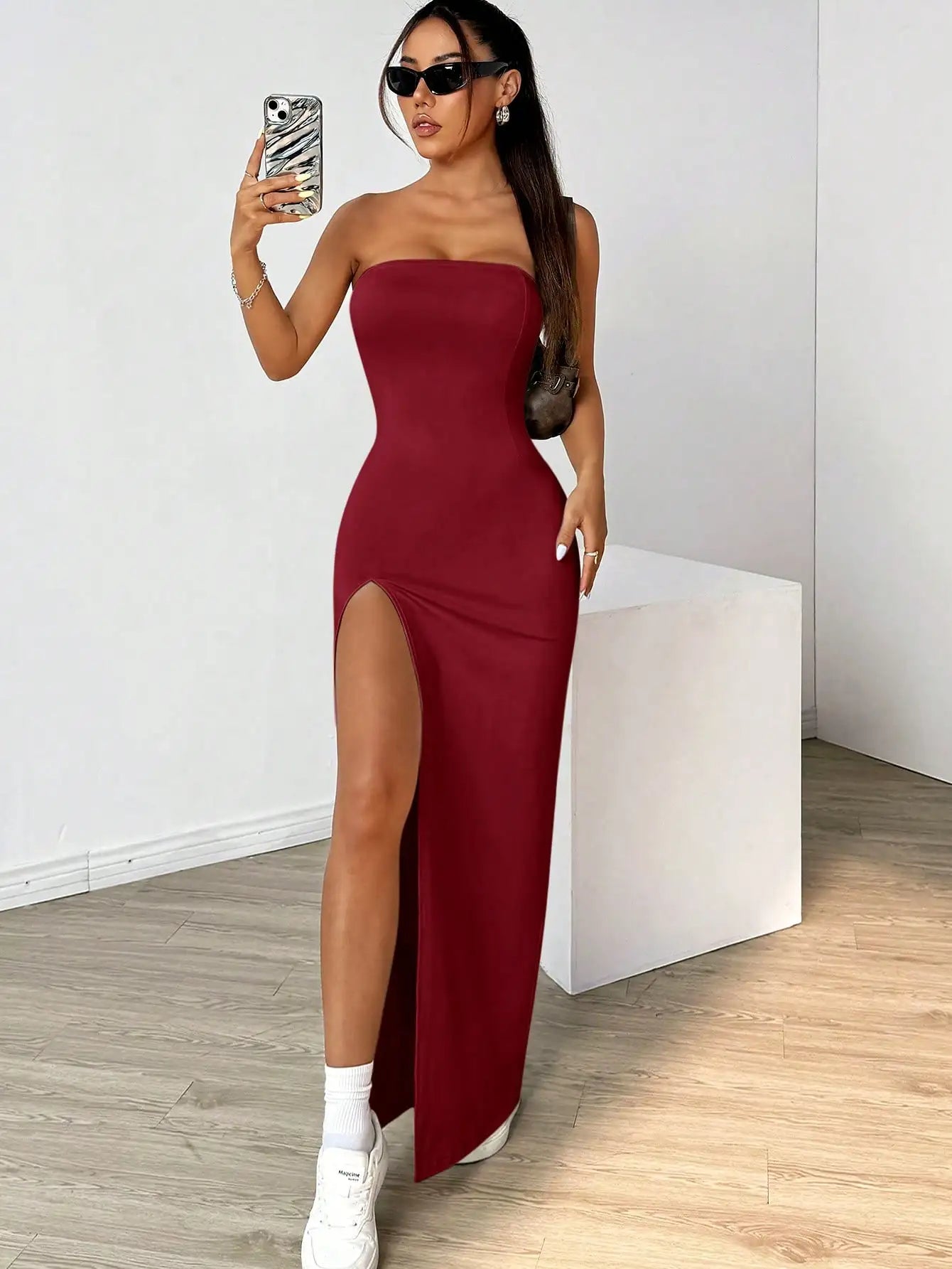 Vestido Longo Feminino com Fenda Elegante
