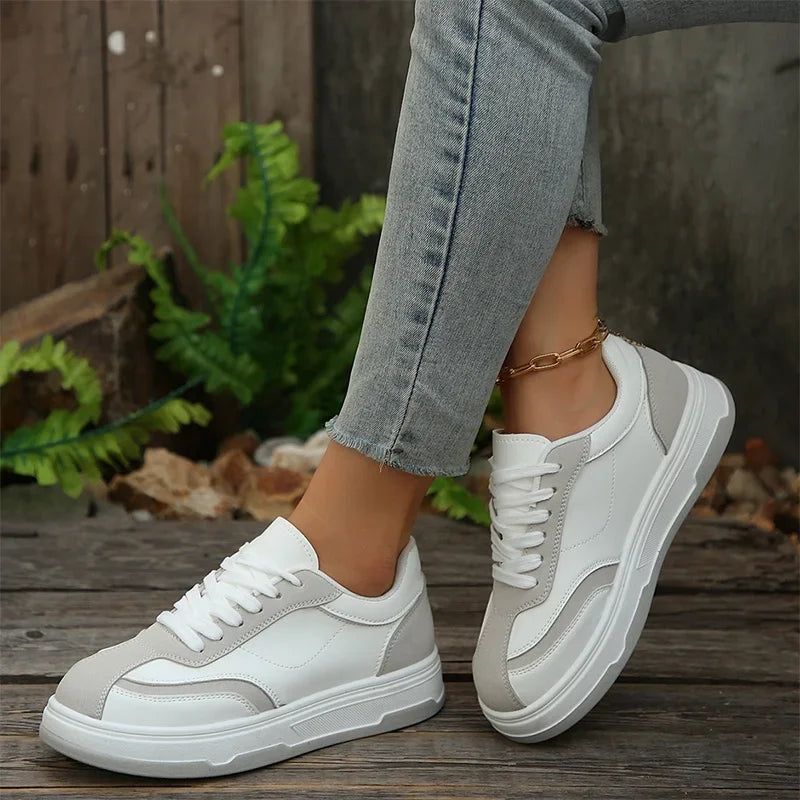 Tênis Feminino Casual Plataforma de Couro Sintético Vulcanizado