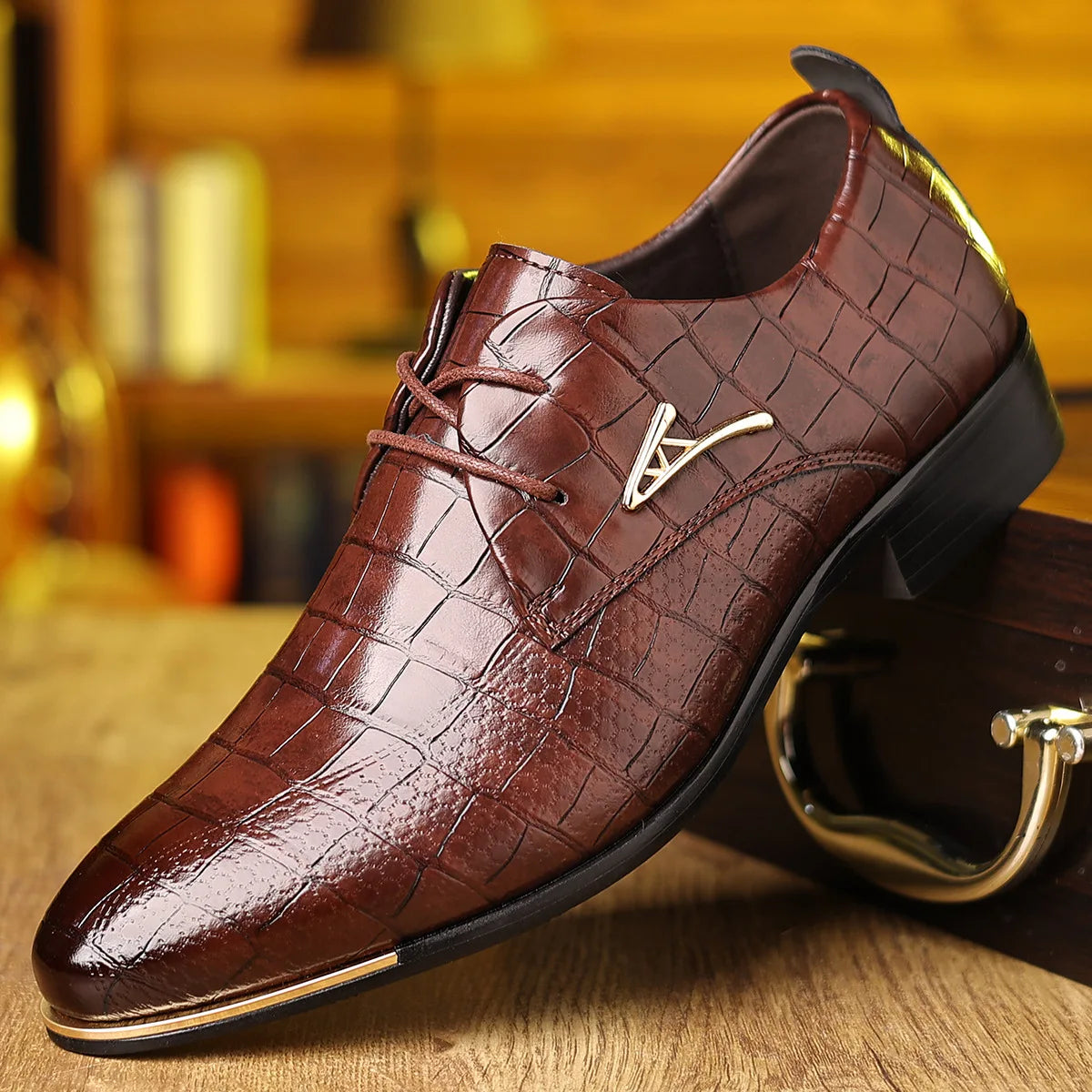Sapato Masculino de Couro PU Macio Bico Fico